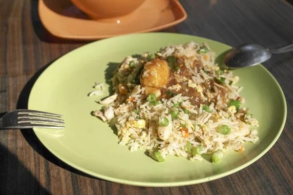 Comida Tailandesa Arroz Con Carne Verduras Salsa —  Fotos de Stock