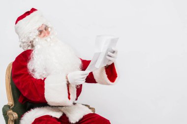 Noel Baba okuma beyaz baclground izole mektup