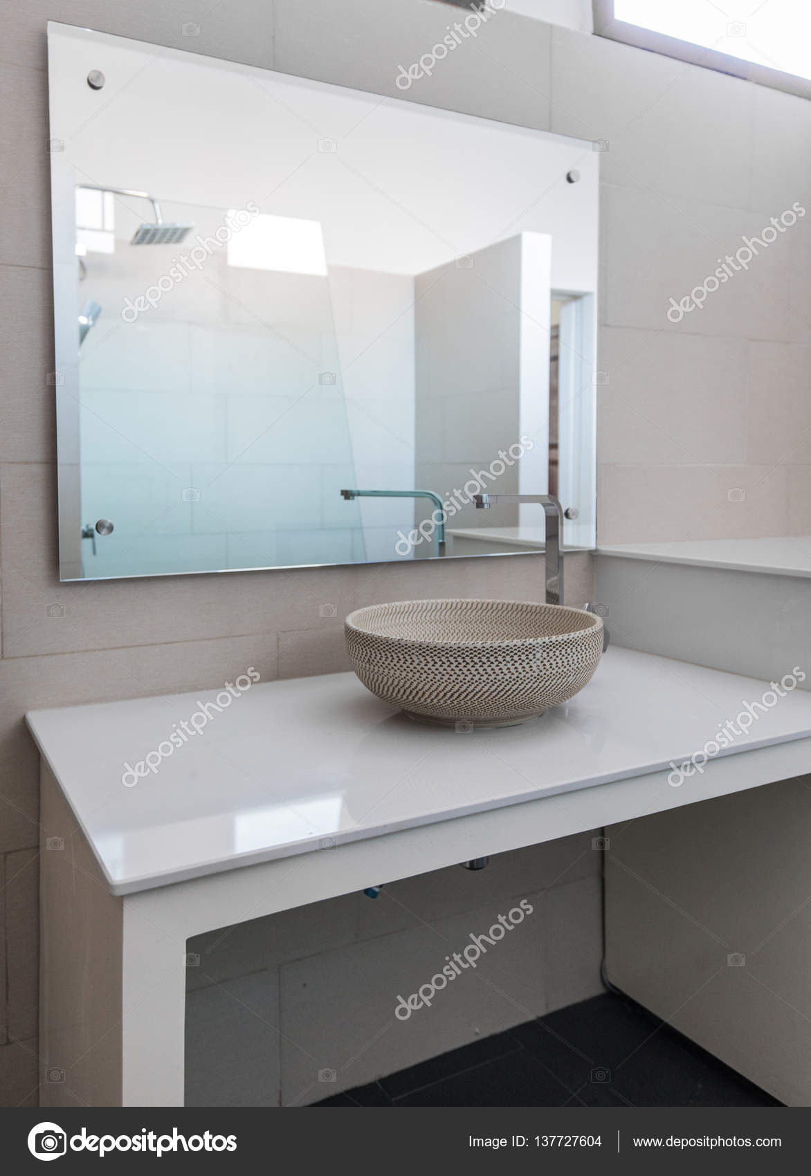 5,481 Bathroom Stuff Royalty-Free Images, Stock Photos & Pictures