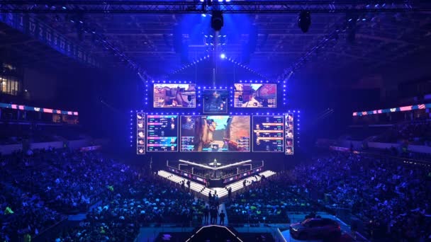MOSCOW, RUSSIA - 14th SEPTEMBER 2019: esports Counter-Strike: Global Offensive event. Main stages screen with a game moments and players booth at the center of the frame. — Stock Video
