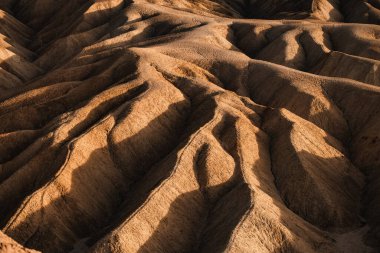 Bilim kurgu Mars, Zabriskie Point, Death Valley NP, Kaliforniya 'da Rocky manzara araştırması yapıyor..