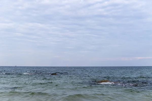 Vista al mar en la playa en Huahin, Tailandia — Foto de Stock