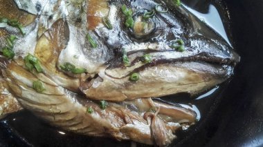 somon kafa ile haşlanmış soya suace 