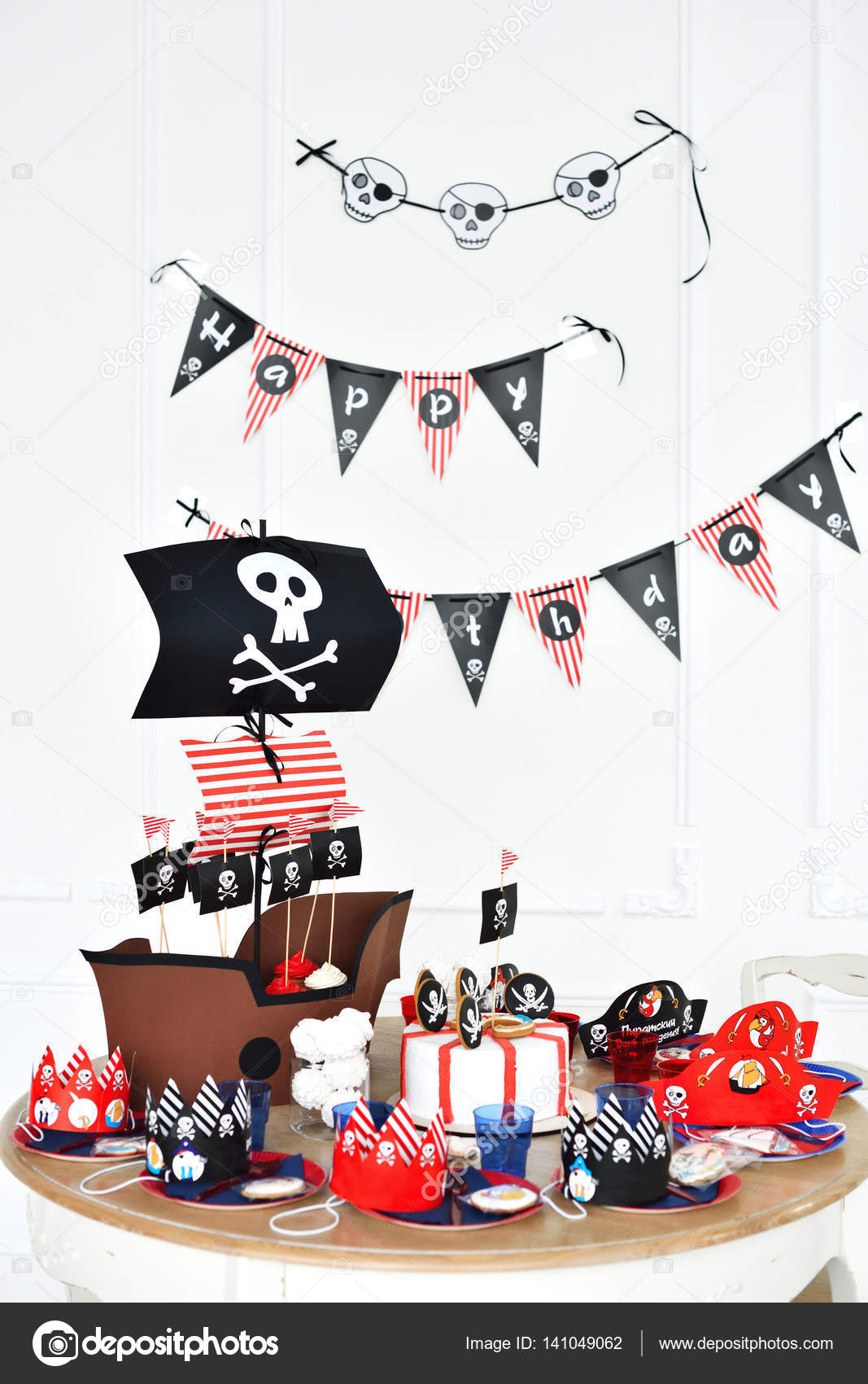 Pirate Party. Decorations for birthday — Stock Photo © nosenkoos