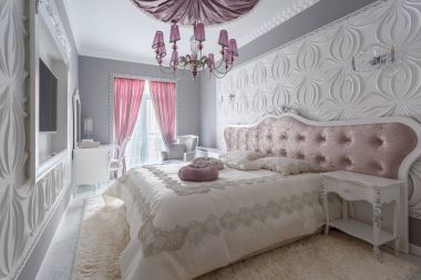 Klasik yatak odası ve Çift Kişilik Yatak, tv