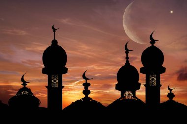 Bulutlar arka planı güzel Camii