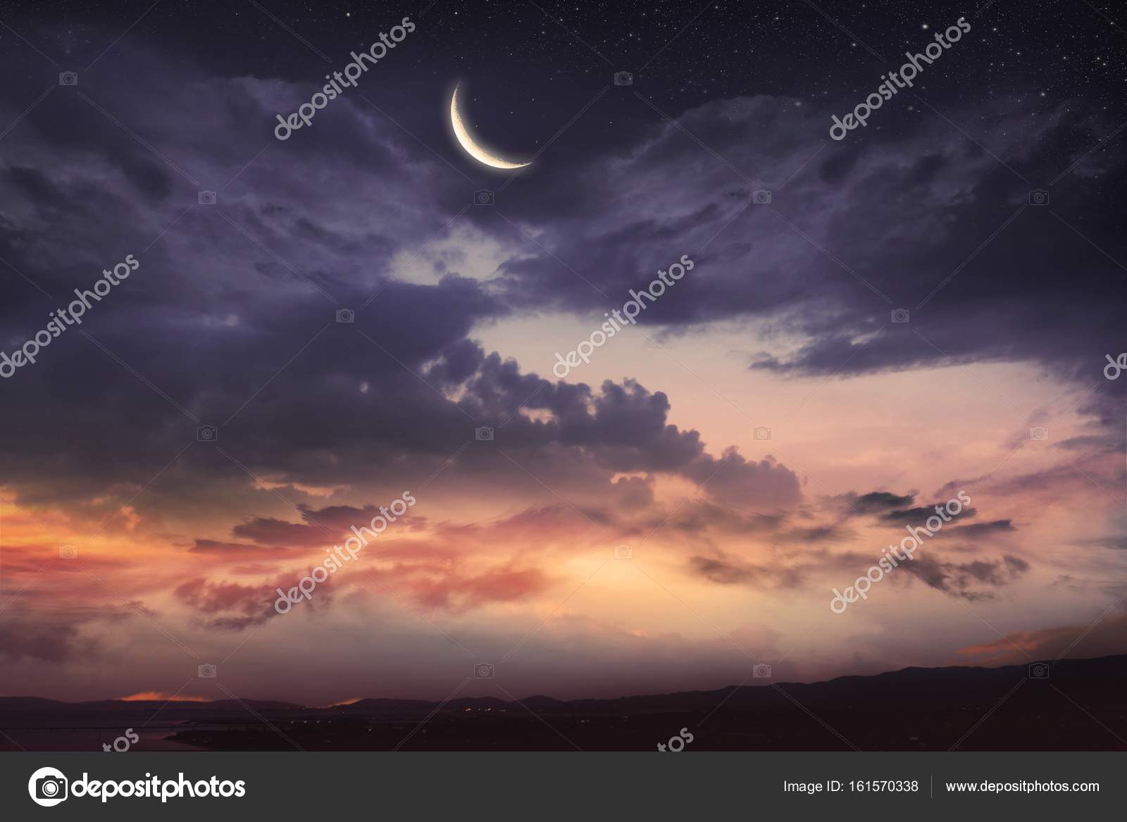 Glowing sunset . Ramadan Kareem . — Stock Photo © yaalan 161570338