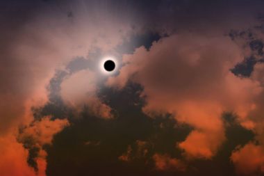 Renkli güneş tutulması 