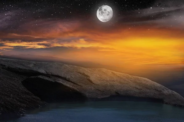 Вид на ночное небо — стоковое фото