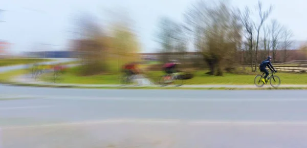 Estilo Vida Saudável Grupo Pessoas Vai Bicicleta Redor Cidade Amigos — Fotografia de Stock