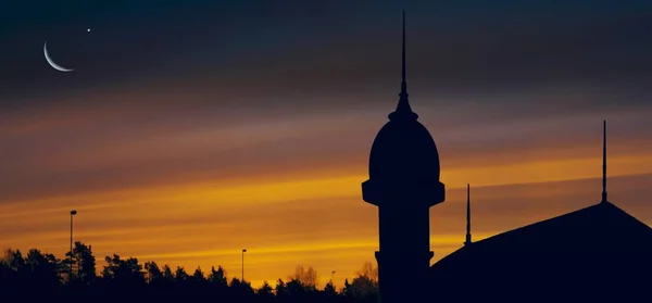 Hojny Ramadan Sylwetka Meczet Zachodzie Słońca — Zdjęcie stockowe
