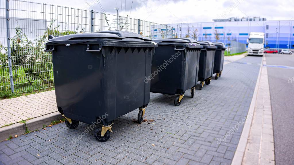 Garbage containers . City garbage trash cans containers