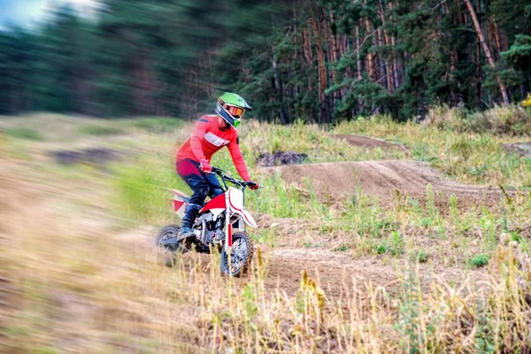 Cavalier Motocross Sur Terrain Entraînement Vue Face Motocross Professionnel Voie — Photo