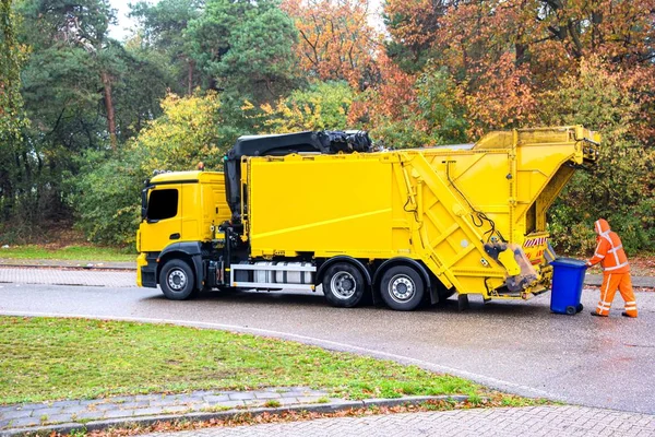 Serviços Reciclagem Urbana Resíduos Lixo Caminhão Lixo Funciona — Fotografia de Stock