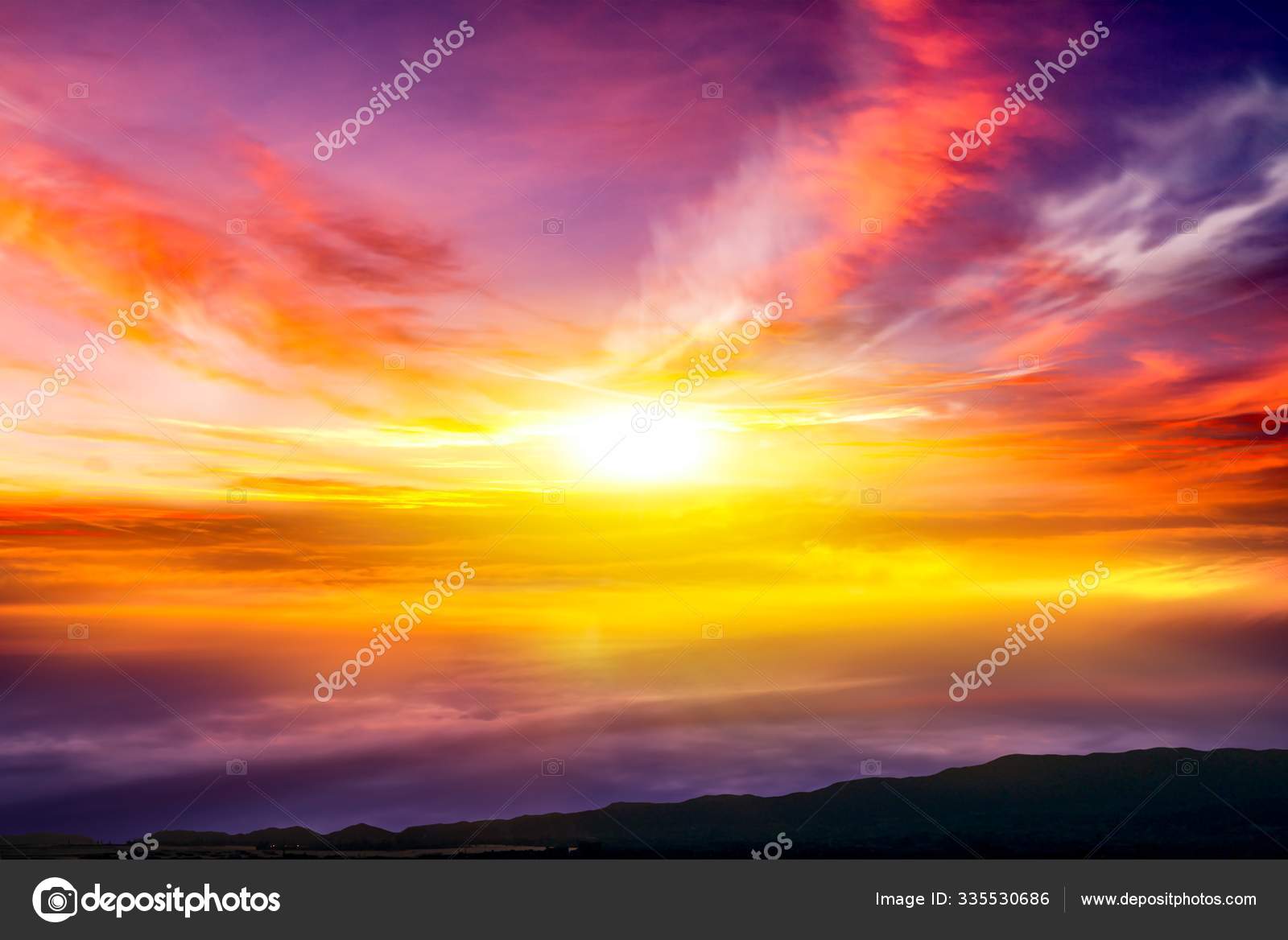 Beautiful Sunrise Beautiful Heavenly Landscape Sun Clouds — Stock Photo