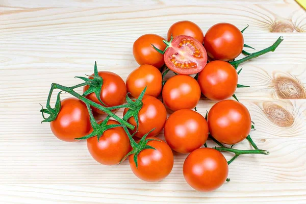 Verse Tomaten Achtergrond Van Rijpe Kerstomaten Tafel Nuttige Groenten — Stockfoto