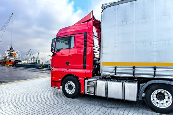 Een Vrachtwagen Haven Vrachtlevering Logistiek — Stockfoto