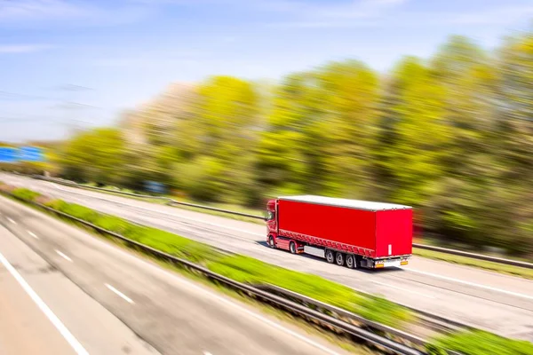 Camión Mueve Carretera Velocidad Entrega Mercancías Transporte Europa — Foto de Stock
