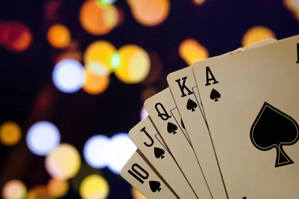 Kartların kapalı arkaplan, kumarhane konsepti 