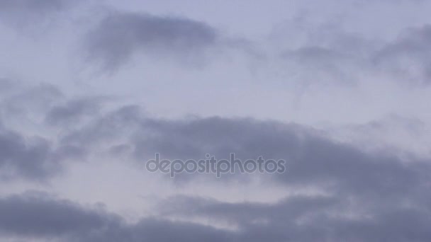 Rapid movement of winter storm clouds over the steppes of the Don. — Stock Video