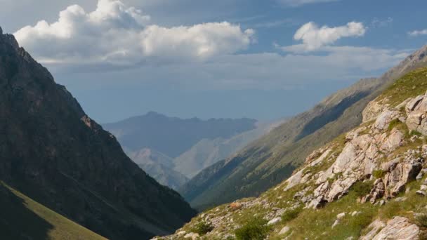 Winteransichten Der Schneebedeckten Berge Des Kaukasus Bildung Und Bewegung Von — Stockvideo