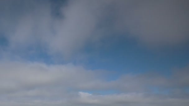 Rusland Time Lapse Vorming Snelle Beweging Van Witte Wolken Van — Stockvideo