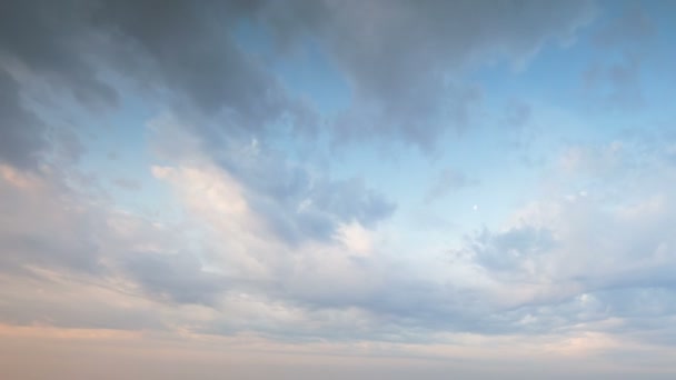 Росія Проміжок Часу Формування Швидким Рухом Білі Хмари Різної Форми — стокове відео