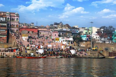 Ganga nehir, Hindistan, sabah şehir nehir görünümü, antik kentin peyzaj, Ganj, Varanasi Hint şehir görüntülemek
