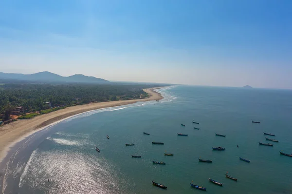 View of the beach from the tower-gopuram in Murudeshwar — Stock Photo, Image