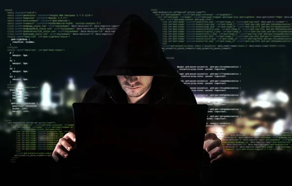 Jonge hacker in data security concept — Stockfoto