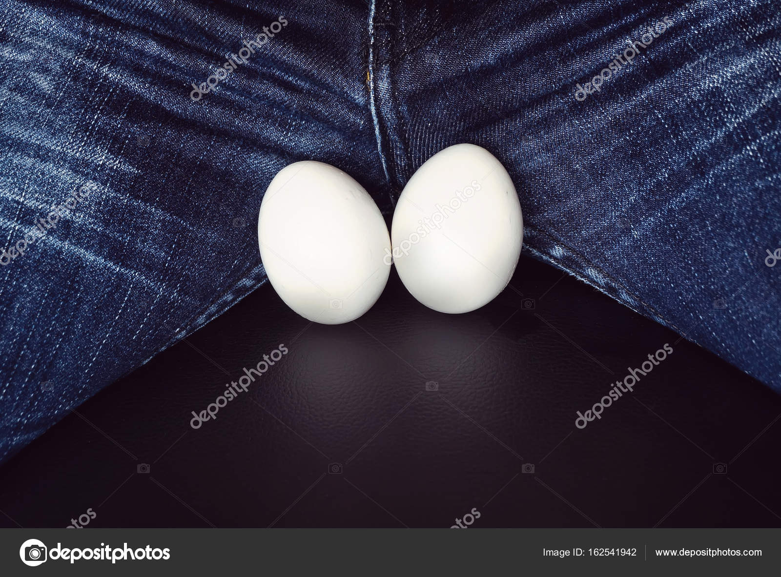 Symbol of man's balls Stock Photo by ©diy13@ya.ru 162541942