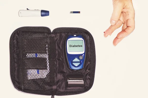 Résultats rapprochés des tests mobiles de dépistage du taux de sucre chez les diabétiques . — Photo
