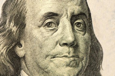 100 dolardan yüksek çözünürlüklü Benjamin Franklin portresi