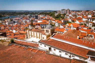 Bir yaz günü eski Coimbra havadan görünümü