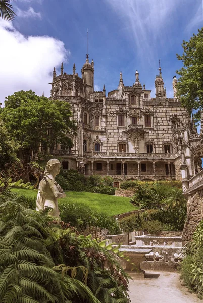 Widok z Quinta da Regaleira w Sintra, Portugalia. — Zdjęcie stockowe