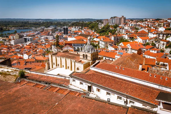 Bir yaz günü eski Coimbra havadan görünümü