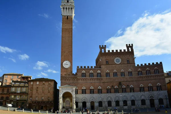 Siena Italya Dan Campo Belediye Binası Çan Kulesiyle — Stok fotoğraf