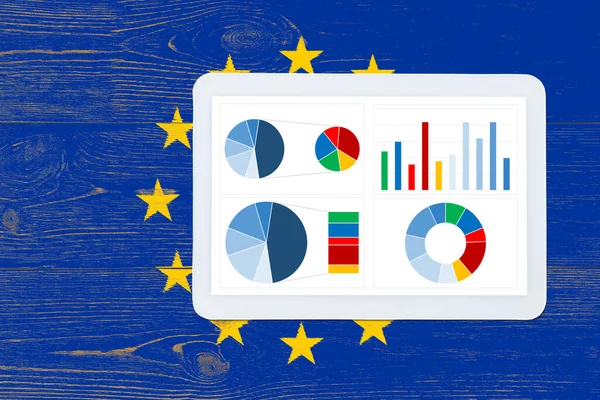 Barevný Přístrojová Deska Přes Evropa Unie Vlajka Malovaný Stůl — Stock fotografie