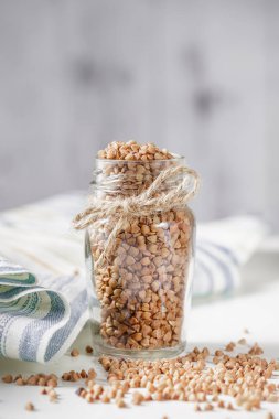 Cam Kavanoz içinde pişmemiş buğday yakın çekim