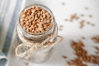 Cam Kavanoz içinde pişmemiş buğday yakın çekim