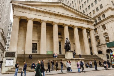 New York City, ABD - 10 Mart 2020: Wall Street 'te Federal Hall Ulusal Anıtı, ABD