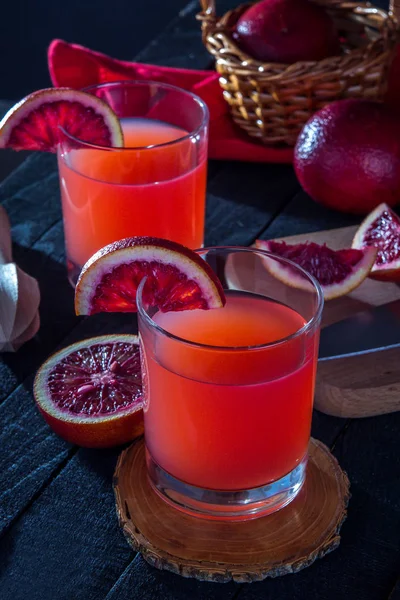 Jugo de naranja casero de sangre — Foto de Stock