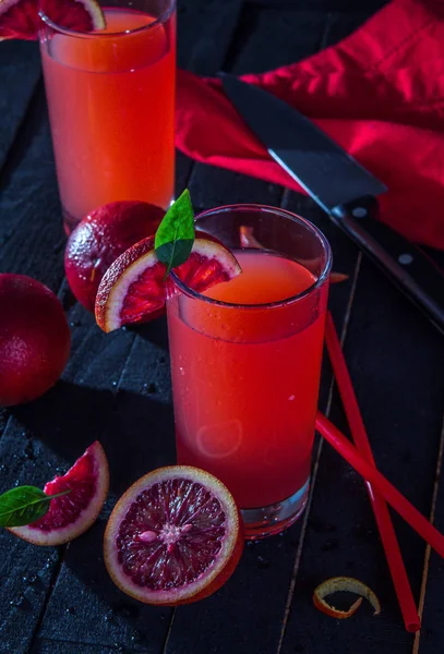 Jugo de naranja casero de sangre — Foto de Stock