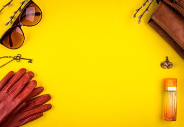 Kadın ilkbahar kıyafeti