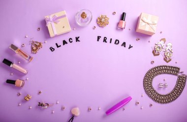 Aksesuar ve kozmetik satış siyah Cuma için kullanılabilir