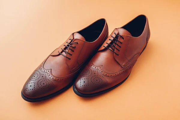 Oxford Mandlige Brogues Sko Mænds Mode Klassisk Brunt Læderfodtøj Orange - Stock-foto