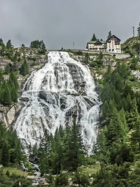 Cascata del toce — Stockfoto