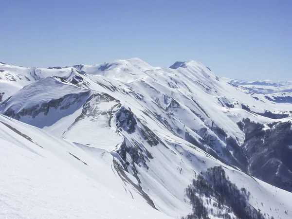 Monti Sibillini a finales del invierno — Foto de Stock