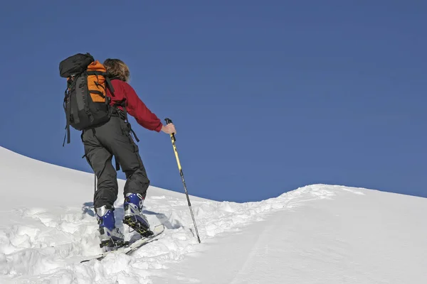 Alpinizm zimą w góry Rofan — Zdjęcie stockowe