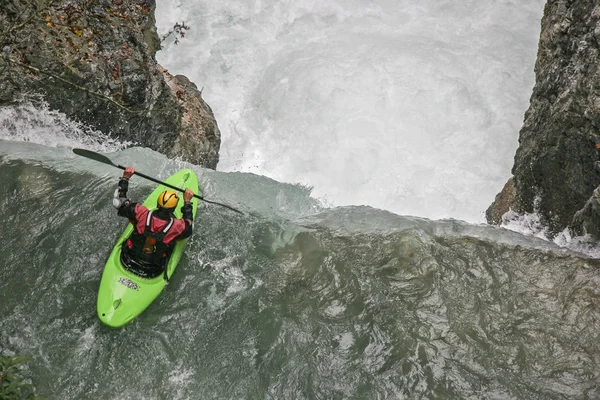 Extremsport kayak dans la vallée du Riss — Photo